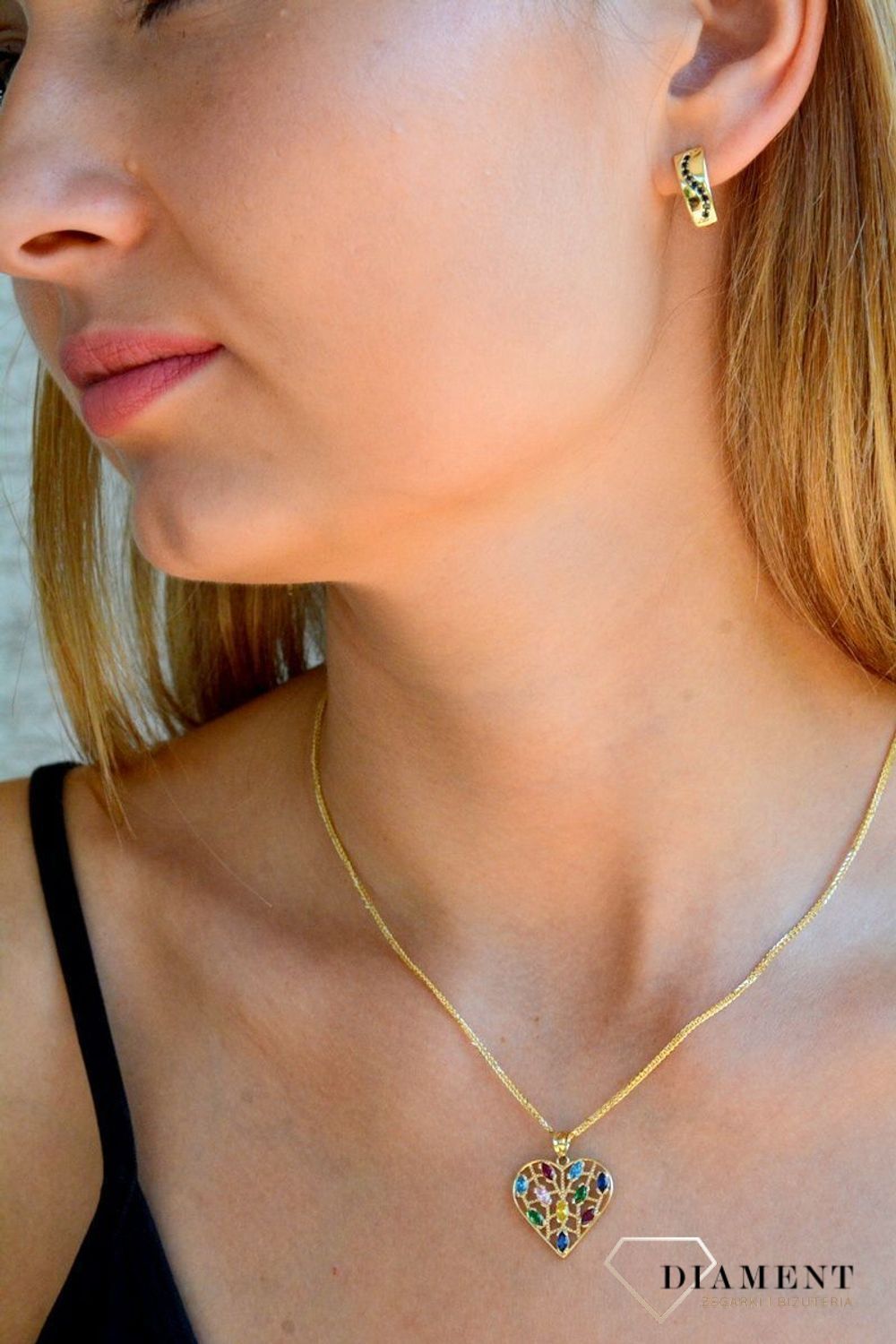 Złote kolczyki damskie 375 klasyczne z czarnymi cyrkoniami KL 8821 375.jpg